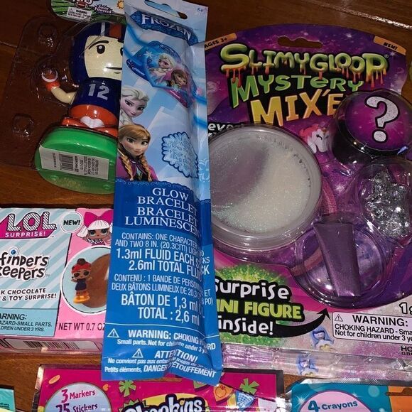 Toy Lot   - Picture 3 of 10